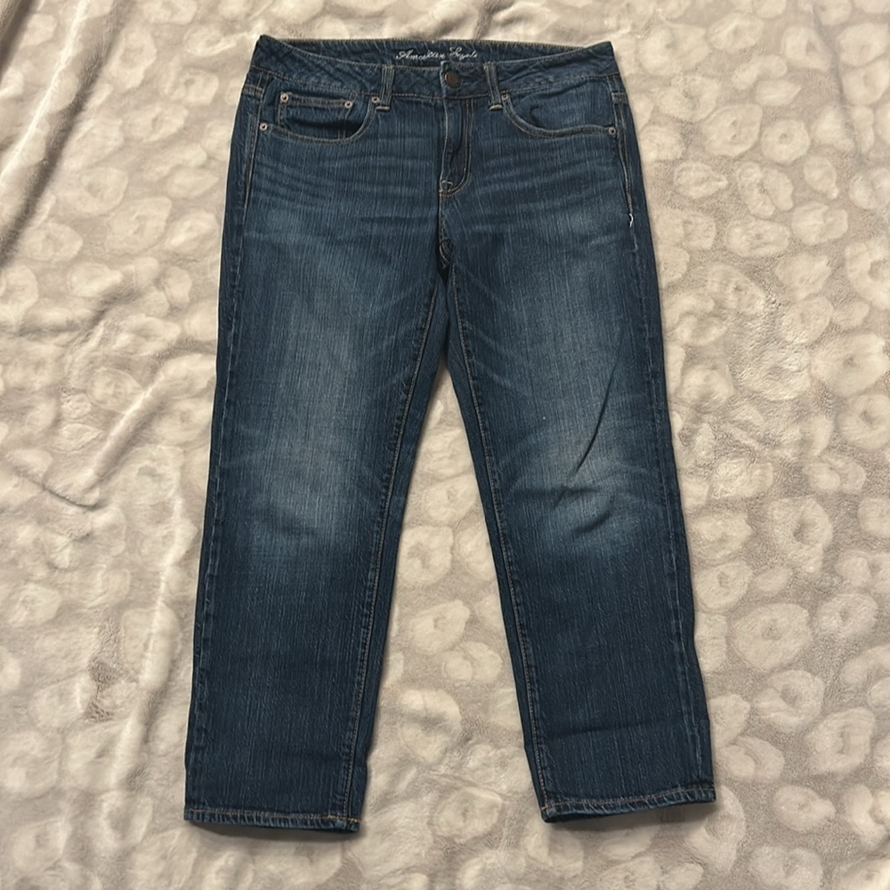 American Eagle Stretch boy fit Cropped jeans Size 6